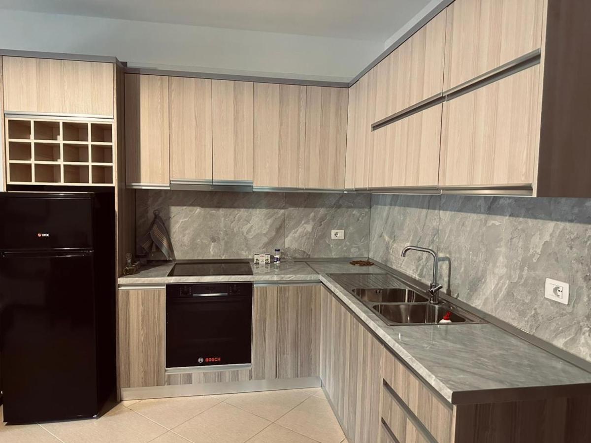 Siloria Apartments Vlore Exterior photo