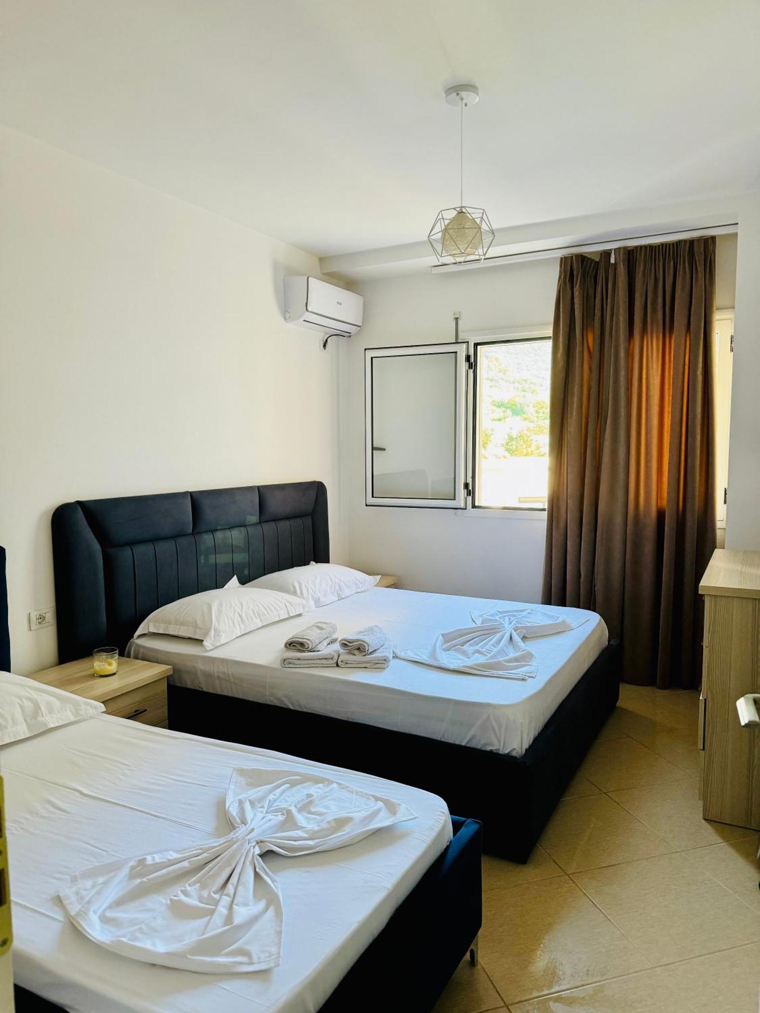 Siloria Apartments Vlore Exterior photo